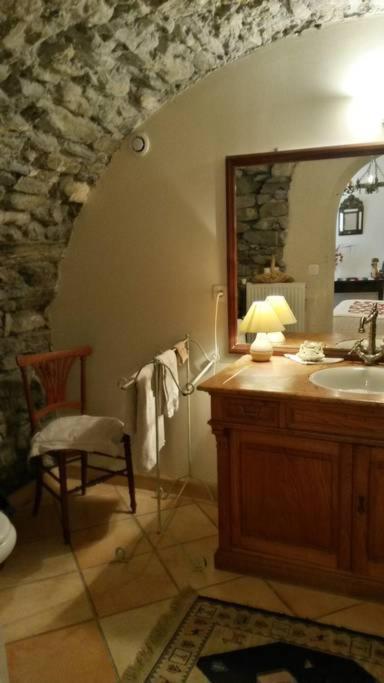 Bed and Breakfast Domaine De Lara Barcelonnette Esterno foto