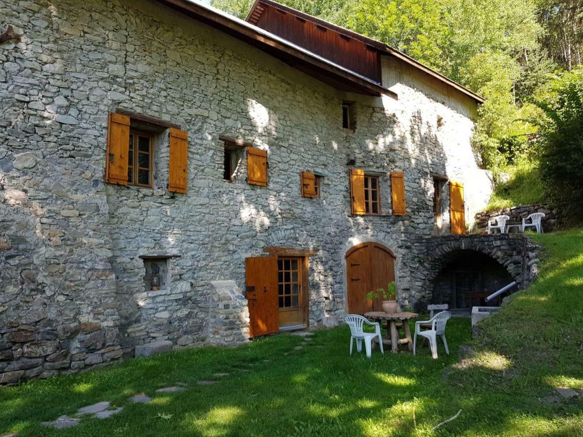 Bed and Breakfast Domaine De Lara Barcelonnette Esterno foto